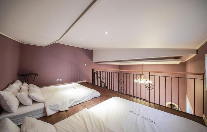 Motel Shine